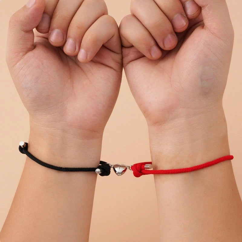 Kit Pulsera Corazón Magnético – El Símbolo del Amor Irrompible