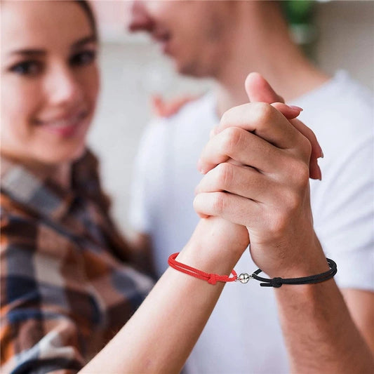 Kit Pulsera Corazón Magnético – El Símbolo del Amor Irrompible