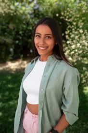 <em>Juliana</em>